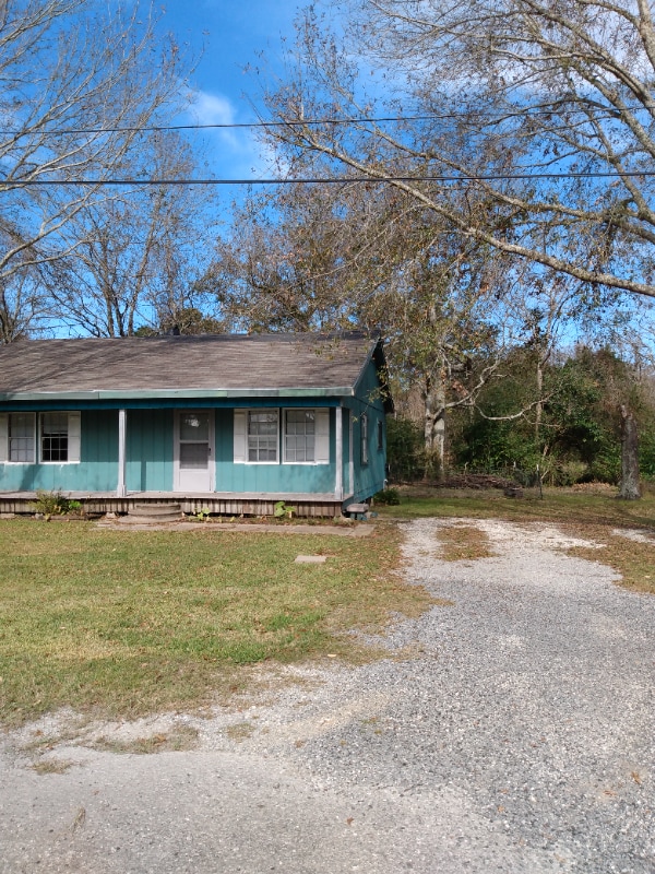2125 Acadian Dr, Abbeville, LA 70510 House Rental in Abbeville, LA