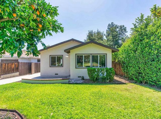 Building Photo - 3 bedroom in Altadena CA 91001