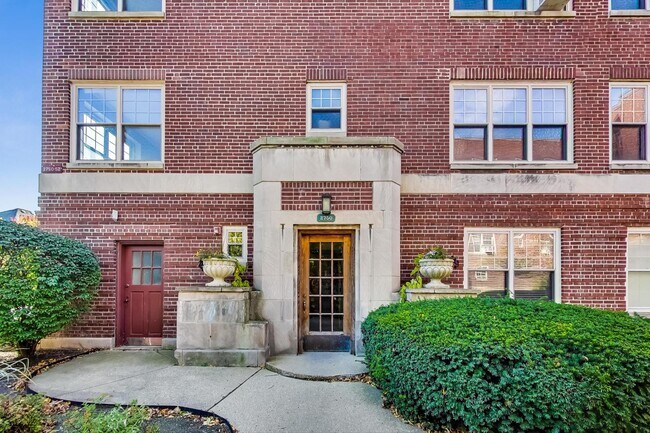 Foto del edificio - 2732 Hampton Pkwy