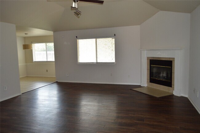 Foto del edificio - 1809 Herndon Dr