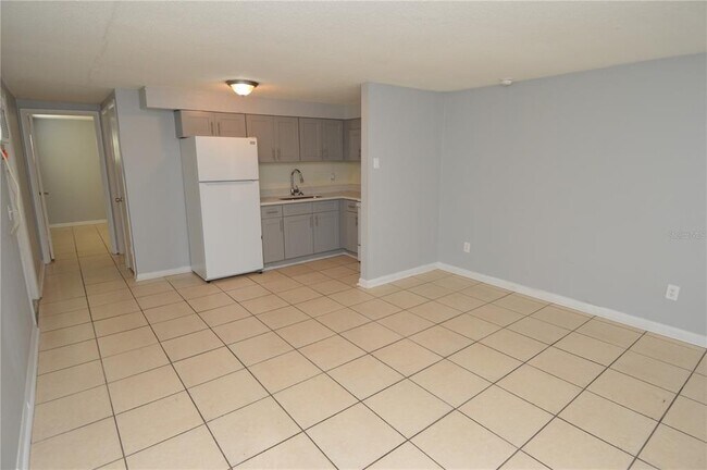 Building Photo - 11734 N 14th St