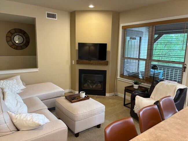 Foto del edificio - Fireside Retreat at the Monterra