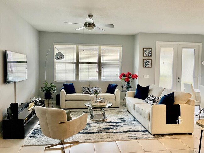 Building Photo - 14155 Lakeview Park Rd