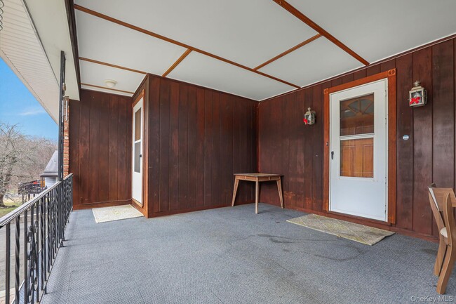 Building Photo - 2 Gillis Ave