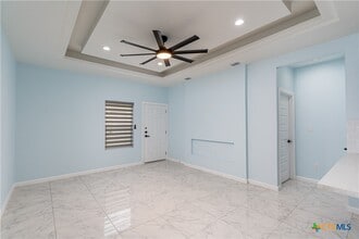 Building Photo - 1707 Angelina Dr