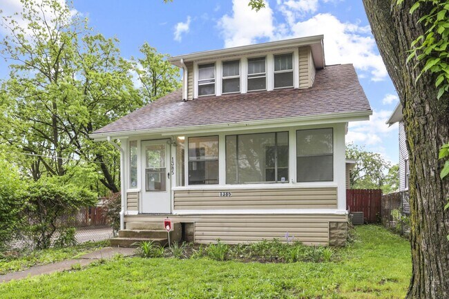 Foto del edificio - 1385 Aberdeen Ave