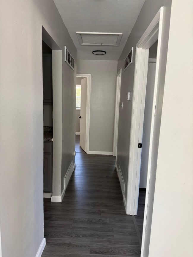 Foto del edificio - 10515 Gretna Cir