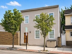 Building Photo - 607 22nd St