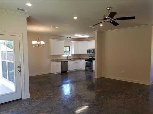 Building Photo - 42227 S Falcon Dr