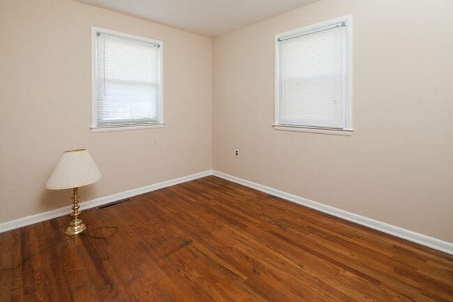 Building Photo - Ranch home near Christiana Hospital - COMI...