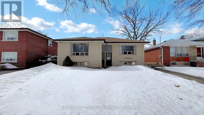 Building Photo - 16 Perivale Crescent