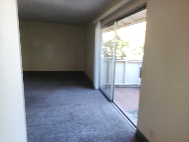 Foto del edificio - 4260 Clayton Rd