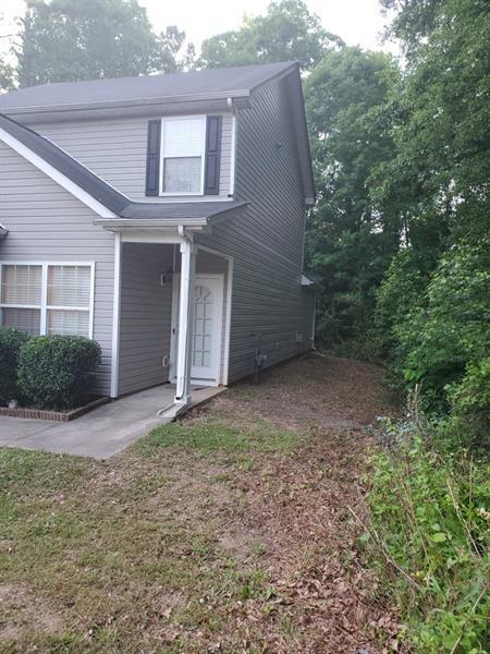Building Photo - 7704 Newbury Dr