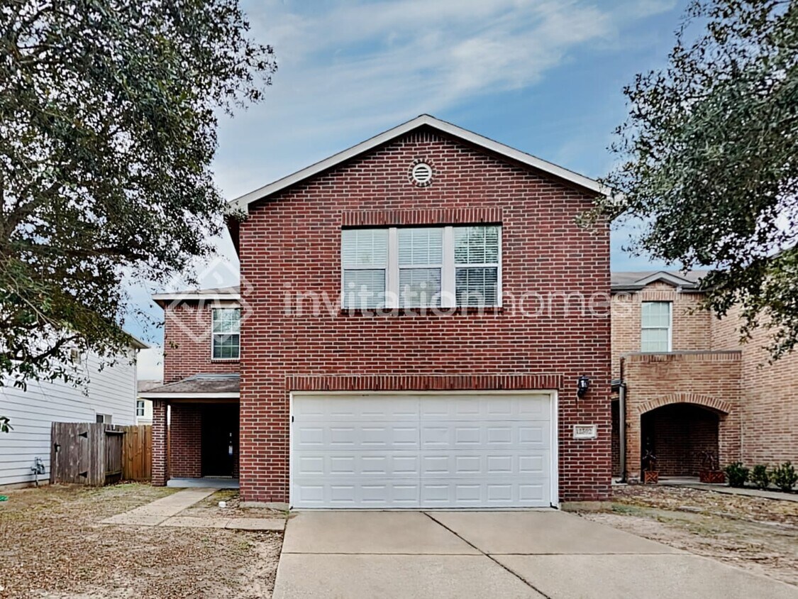 Primary Photo - 12502 Aarons Way Dr