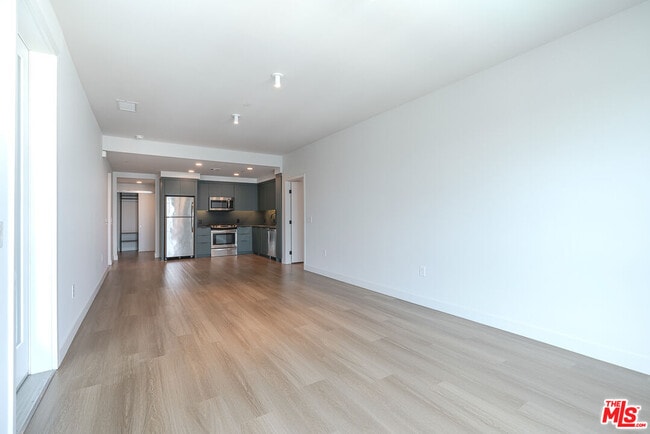 Building Photo - 10601 Washington Blvd