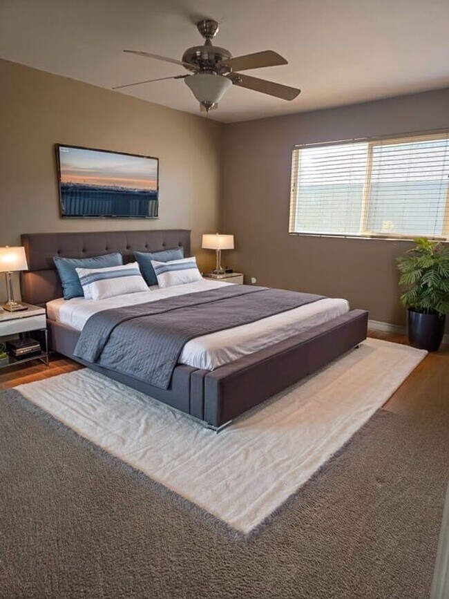 Foto del edificio - Two Bedroom, One Bath Condominium Home Com...