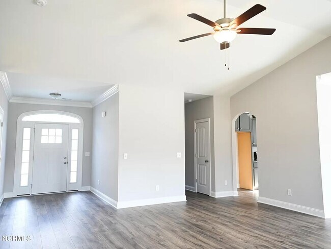 Foto del edificio - 4 Bedroom Single Family Home in Rocky Point