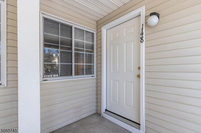 Building Photo - 148 Cortland Ln