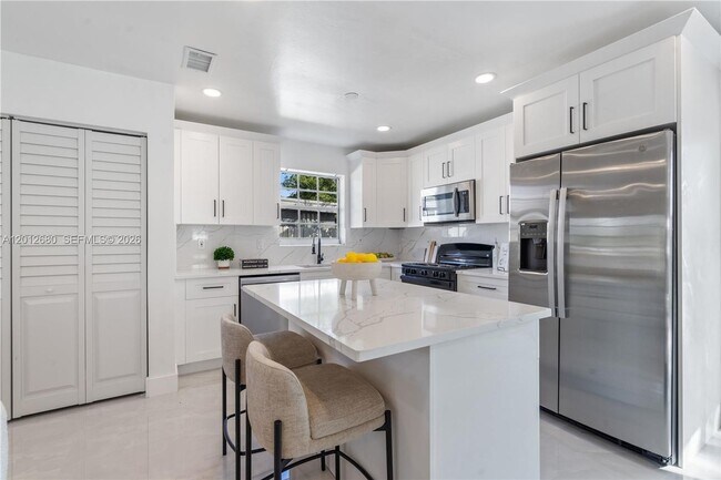 Photo - 1360 SW 6th Terrace House