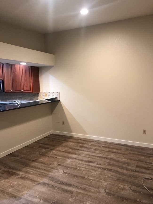 Building Photo - 5062 Foothills Dr