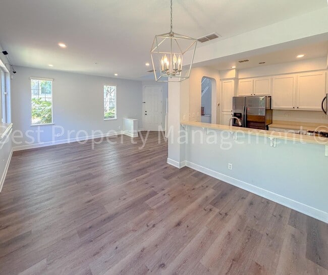 Building Photo - BEAUTIFUL 4-BEDROOM TOWNHOME IN CASTRO VALLEY | TOP-RATED SCHOOL DISTRICT