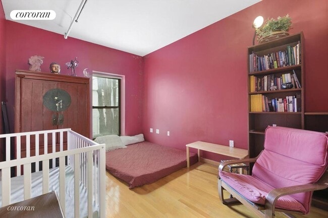 Building Photo - 231 15th St