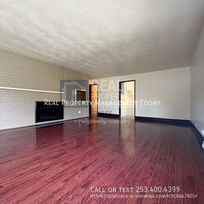 Foto del edificio - 338 Regent Blvd