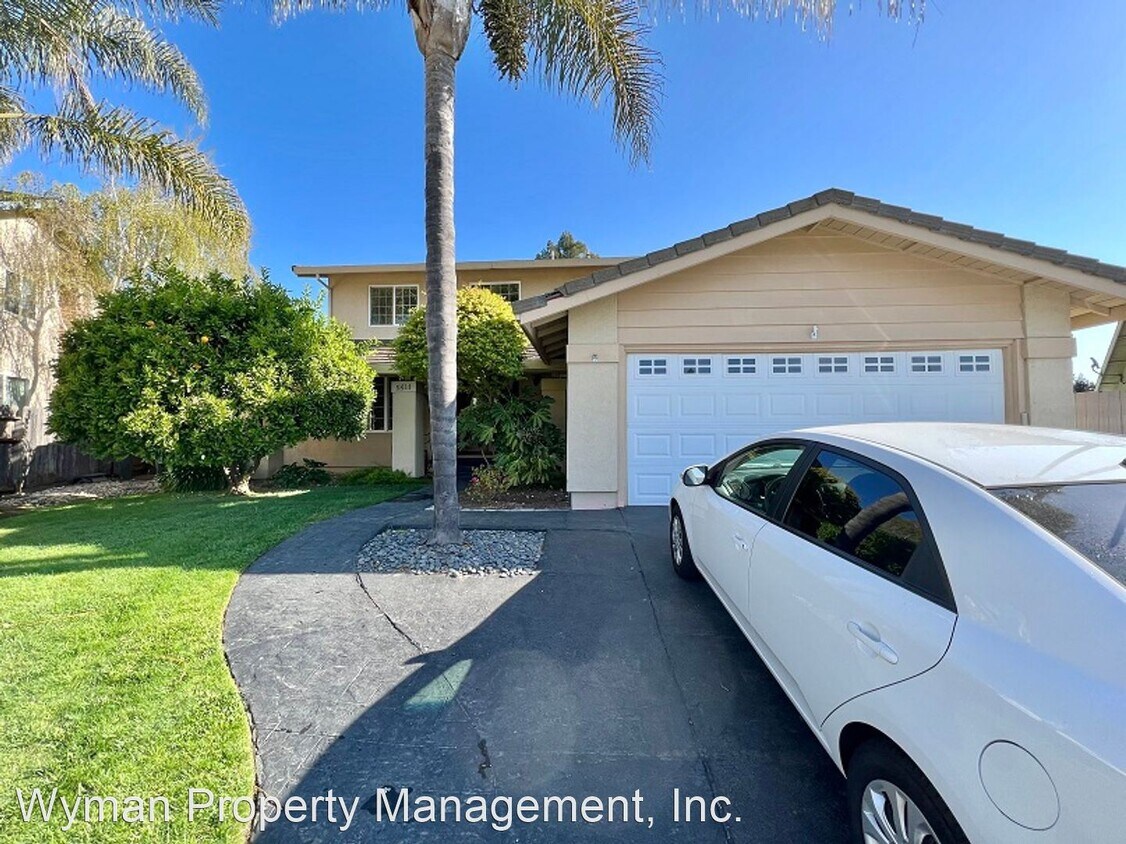 Primary Photo - 4 br, 3.5 bath House - 3514 White Cliff Ci...