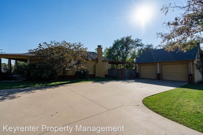 Building Photo - 2 br, 2 bath House - 2106 S Oswego Pl