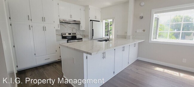 Foto del edificio - 2 br, 2 bath Apartment - 825 S. 6th St. 82...