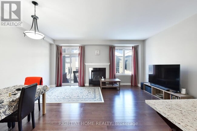 Photo du bâtiment - 77 Arkose St