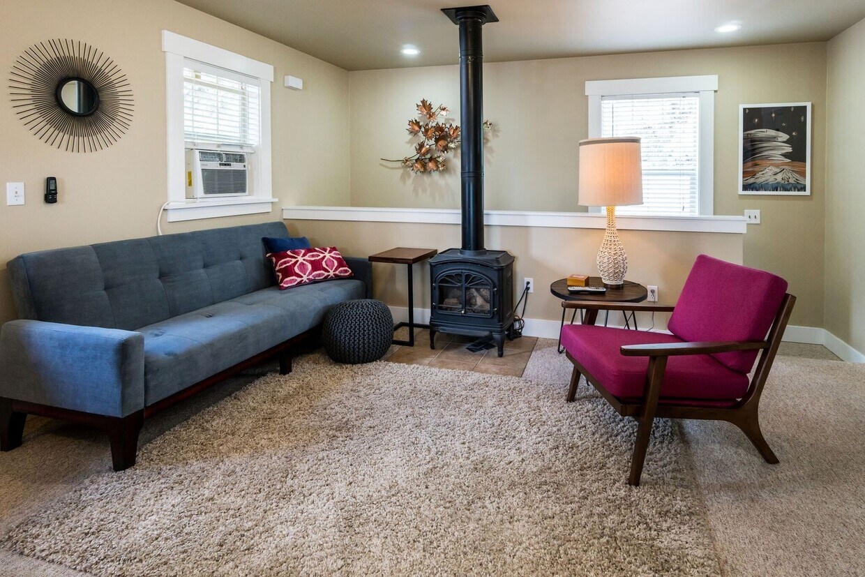 1355 Baltimore Apt Apartment for Rent in Bend, OR