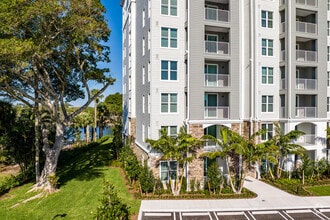 Building Photo - Inscription West Palm Beach