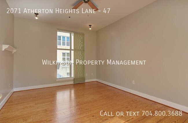 Foto del edificio - 2071 Atherton Heights Ln