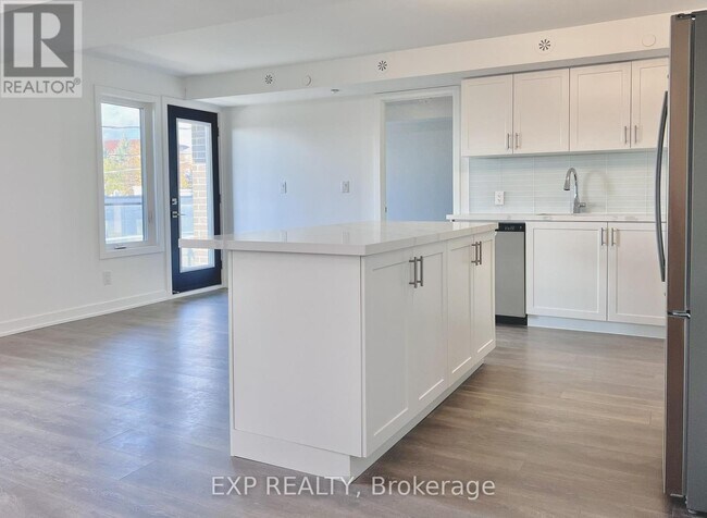 Photo du bâtiment - 1491 O'Connor Dr