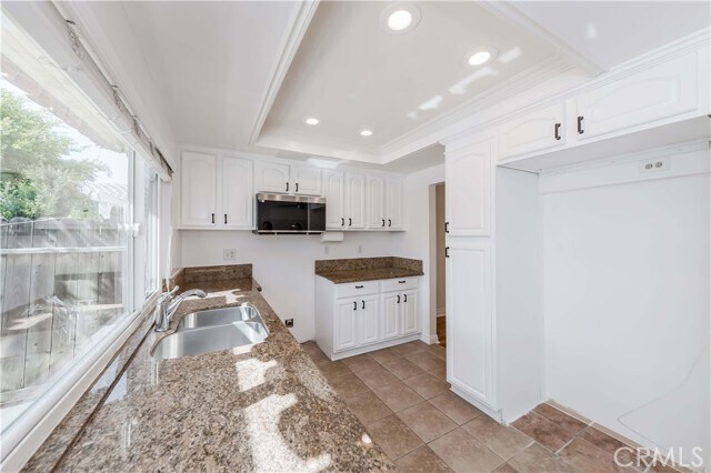 Foto del edificio - 5445 Arrowhead Ave