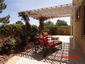 Building Photo - 10704 Moon Flower Arbor Pl