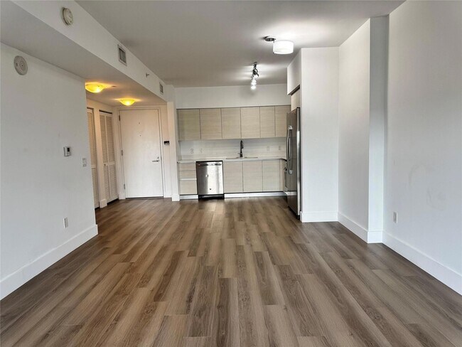 Building Photo - 4250 Biscayne Blvd