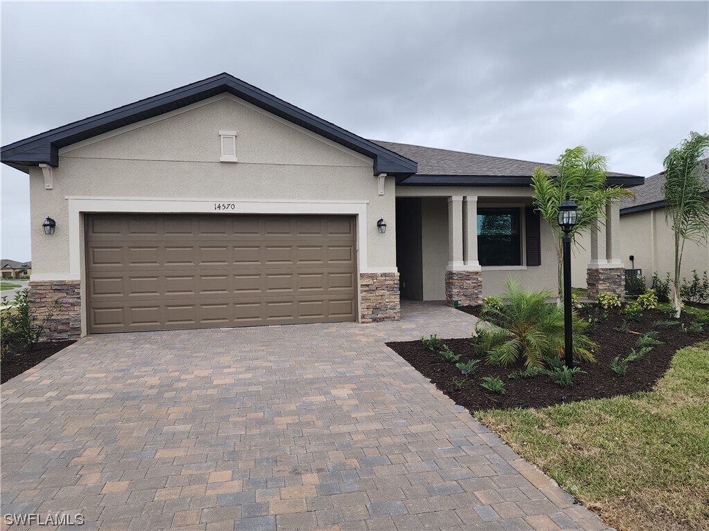 Primary Photo - 14570 Palamos Cir
