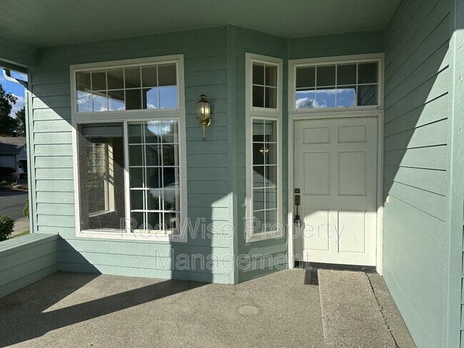 Foto del edificio - 2226 Blue Heron Ct