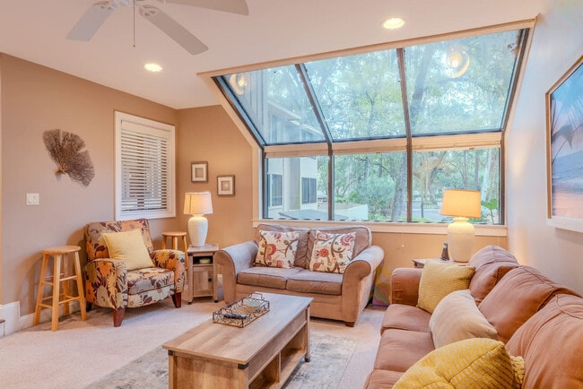 Building Photo - 183 Beachwalk Villa