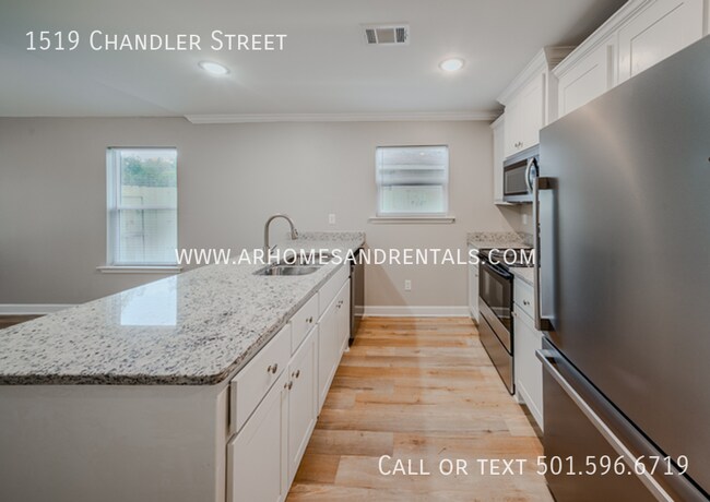 Foto del edificio - 1519 Chandler St