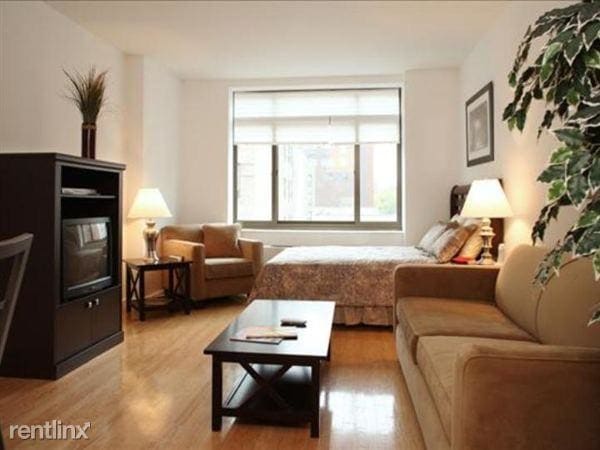 Building Photo - 1 bedroom in New York NY 10013