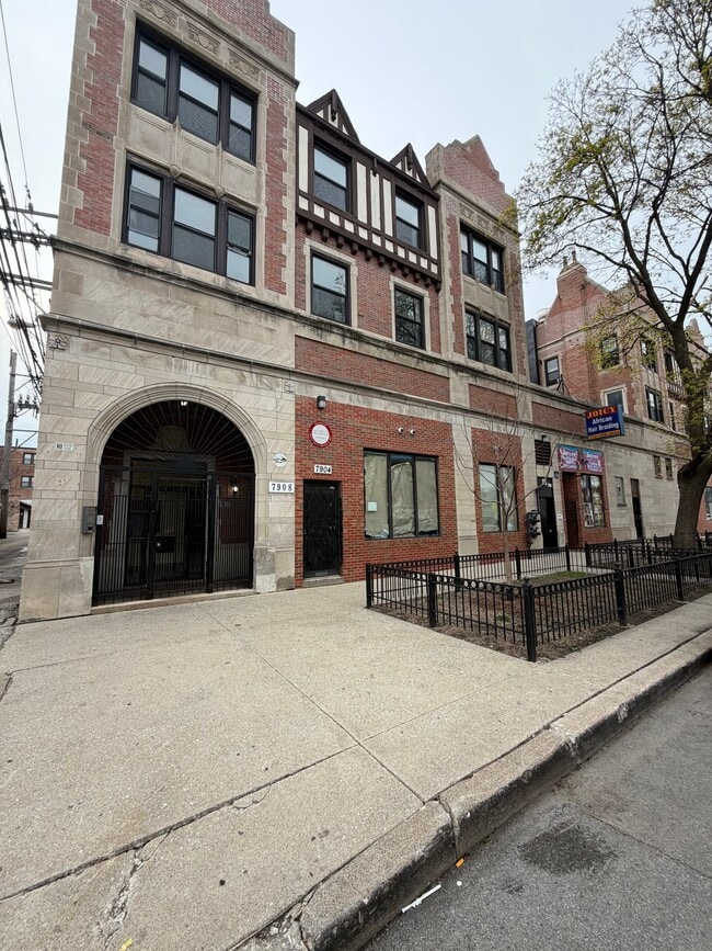 Photo - 7908 S Langley Ave Apartment