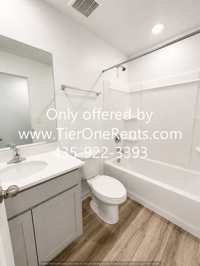 Building Photo - NO DEPOSIT option available for qualified renters!
