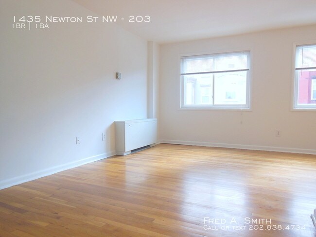 Foto del edificio - 1435 Newton St NW