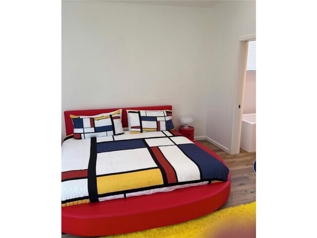 Building Photo - 1013 Gardner St