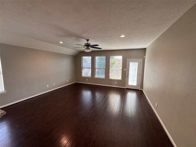 Foto del edificio - 11502 Cecil Summers Way