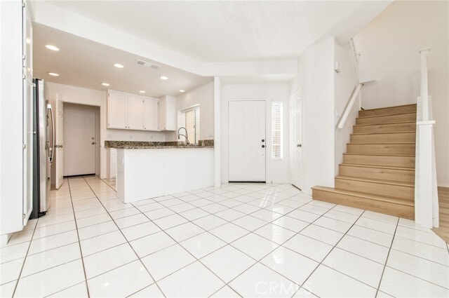 Building Photo - 55 Waxwing Ln