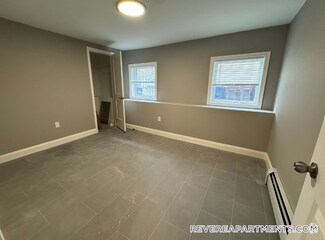 Building Photo - 882 Winthrop Ave